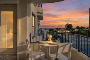 4451 Gulf Shore Blvd N 406, Naples