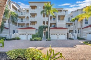 1610 Clermont Dr 104, Naples