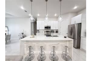 4216 23rd Street, Lehigh Acres, FL 33976 - MLS#226005644