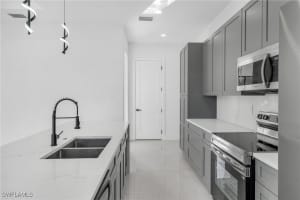 3400 14th Street, Lehigh Acres, FL 33976 - MLS#226005645