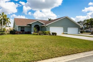 113 Quail Hollow Ct 146-0, Naples