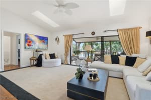 3231 Horse Carriage Way, Naples, FL 34105 - MLS#226005666