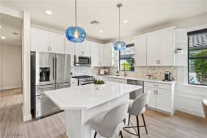 12351 Canal Grande Drive, Fort Myers, FL 33913 - MLS#226005676