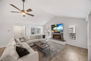 2529 Kings Lake Boulevard, Naples, FL 34112 - MLS#226005696