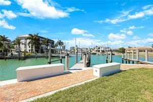 860 Panama Court, Marco Island, FL 34145 - MLS#226005739