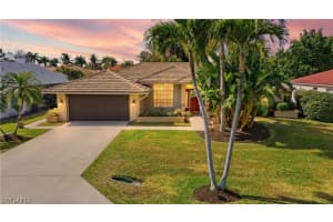 1115 Moon Lake Drive, Naples, FL 34104 - MLS#226005766