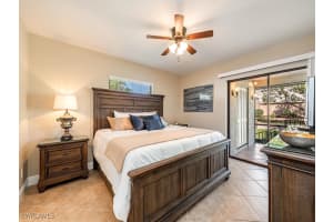 560 9th Avenue, Naples, FL 34102 - MLS#226005771