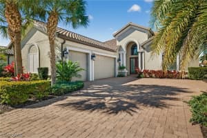 8667 Amour Court, Naples, FL 34119 - MLS#226005772