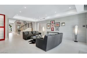 739 5th Avenue, Naples, FL 34102 - MLS#226005782