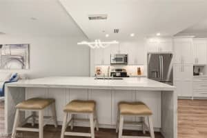 6820 Sterling Greens Pl 2105, Naples