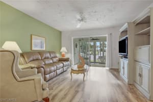 1025 Foxfire Lane, Naples, FL 34104 - MLS#226005858