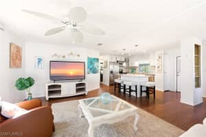 49 Le Mans Drive, Naples, FL 34112 - MLS#226005875