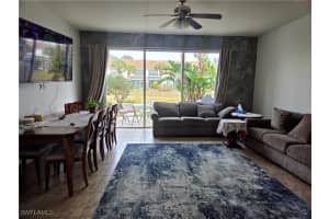 977 Hampton Circle, Naples, FL 34105 - MLS#226005878