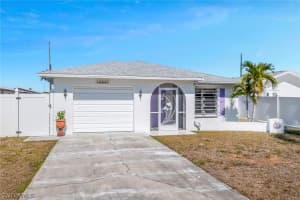 693 95TH Avenue, Naples, FL 34108 - MLS#226005895