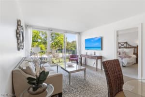 416 Broad Avenue, Naples, FL 34102 - MLS#226005901