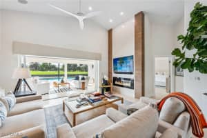 35 Grey Wing Pt, Naples