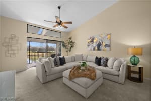 500 Veranda Way, Naples, FL 34104 - MLS#226005909