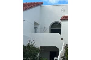 649 Beachwalk Cir C202, Naples