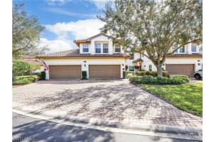 8138 SARATOGA Drive, Naples, FL 34113 - MLS#226005938