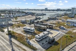 19281 #38 San Carlos Boulevard, Fort Myers Beach, FL 33931 - MLS#226005959