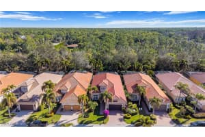5596 Hammock Isles Drive, Naples, FL 34119 - MLS#226005977