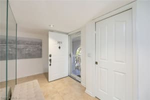 6270 Bellerive Avenue, Naples, FL 34119 - MLS#226005983