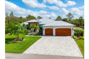 2590 2nd Street, Naples, FL 34120 - MLS#226006021