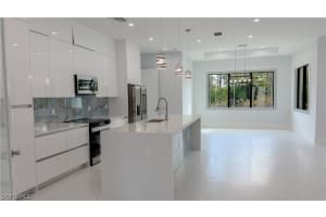 3302 64th Ne Ave, Naples