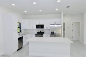 5017 42nd Street, Naples, FL 34120 - MLS#226006031