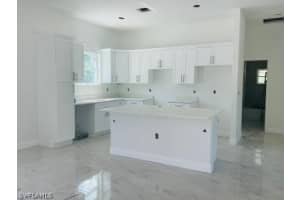 5031 42nd Street, Naples, FL 34120 - MLS#226006075