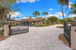 620 Fort Thompson Avenue, Labelle, FL 33935 - MLS#226006111