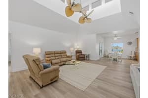 105 Pago Pago Drive, Naples, FL 34113 - MLS#226006121