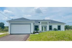 2958 70th Ave Ne, Naples