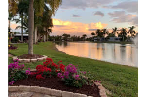 1197 Diamond Lake Cir, Naples