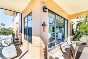 27 Greenbrier Street, Marco Island, FL 34145 - MLS#226006174