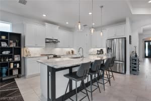 16574 Crescent Beach Way, Bonita Springs, FL 34135 - MLS#226006184