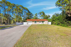 6005 Star Grass Lane, Naples, FL 34116 - MLS#226006191