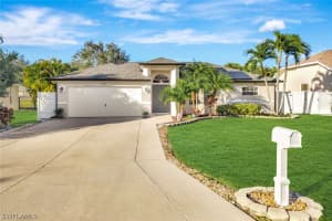 11631 Red Hibiscus Drive, Bonita Springs, FL 34135 - MLS#226006196