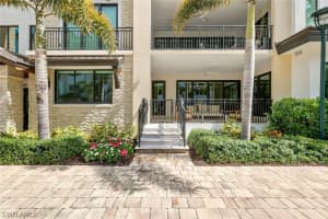 1130 3rd Avenue, Naples, FL 34102 - MLS#226006232