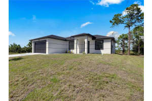 1119 Earhart Street, Lehigh Acres, FL 33974 - MLS#226006236