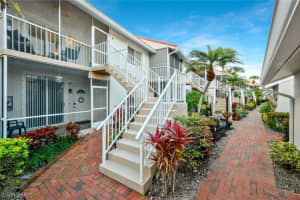 2305 Hidden Lake Drive, Naples, FL 34112 - MLS#226006283