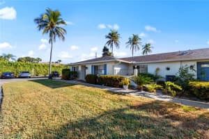 87 Glades Blvd 1633, Naples