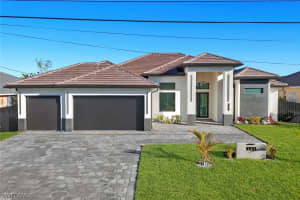 141 21ST Street, Cape Coral, FL 33990 - MLS#226006312