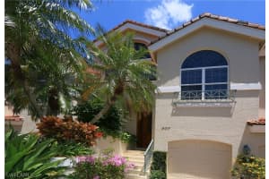 267 COLONADE CIR 2704, Naples, FL 34103 - MLS#226006325