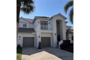 2395 Mont Claire Dr 202, Naples
