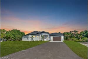 441 16th Street, Naples, FL 34120 - MLS#226006355