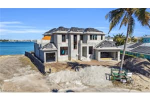 1305 Marlin Drive, Naples, FL 34102 - MLS#226006357