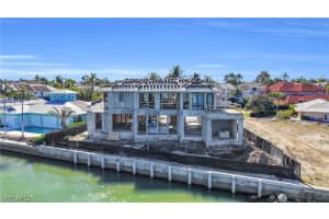 1305 Marlin Drive, Naples, FL 34102 - MLS#226006357