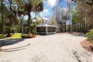 2240 16th Avenue, Naples, FL 34117 - MLS#226006373