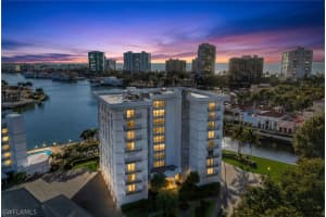 250 Park Shore Drive, Naples, FL 34103 - MLS#226006478